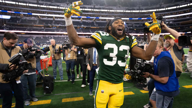 Aaron Jones at the Cowboys